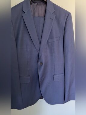 Boss Men's Navy Blue Suit 42R